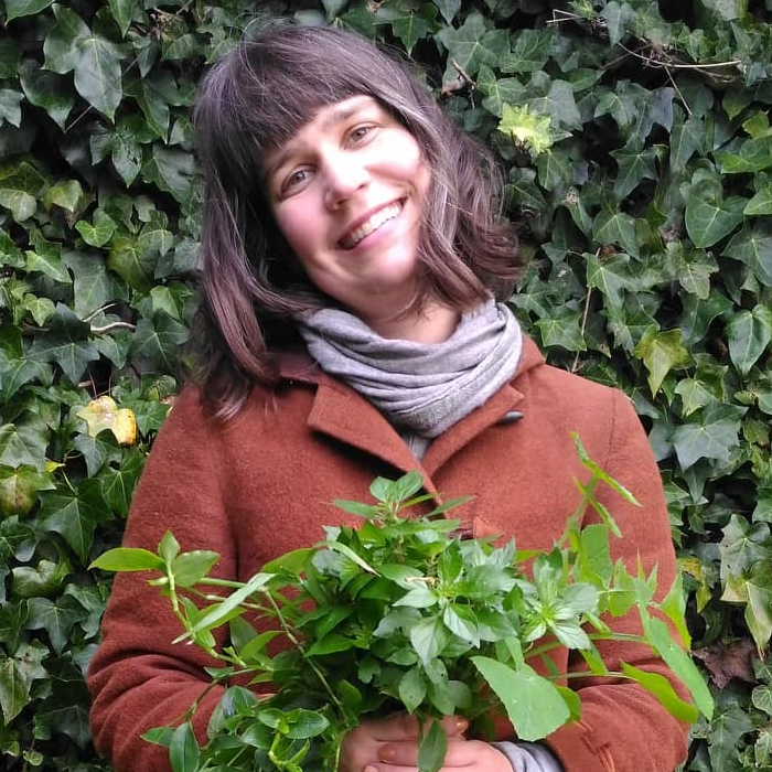 Zoë Heine profile-picture photograph