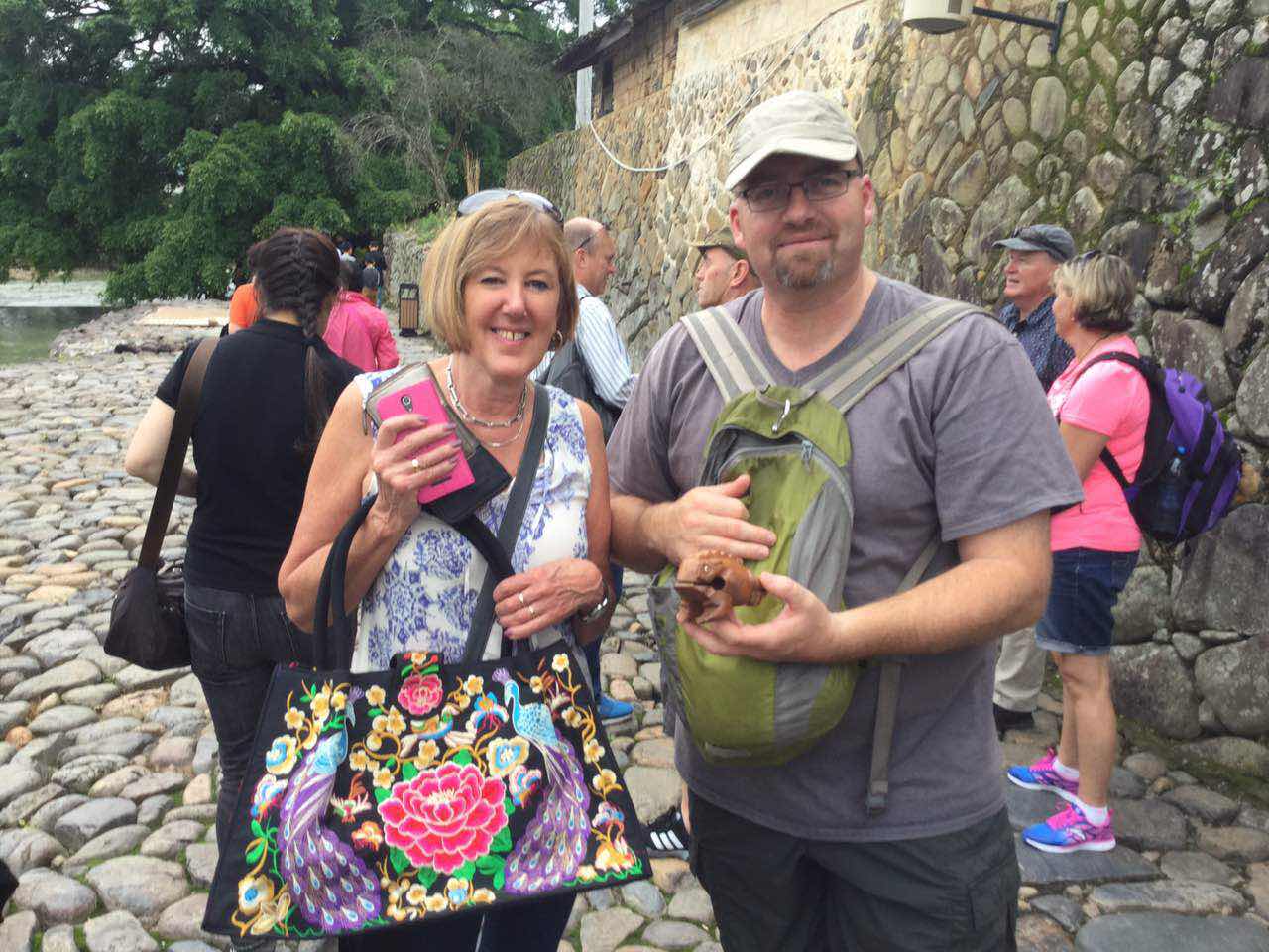 a beautiful bag and a frog