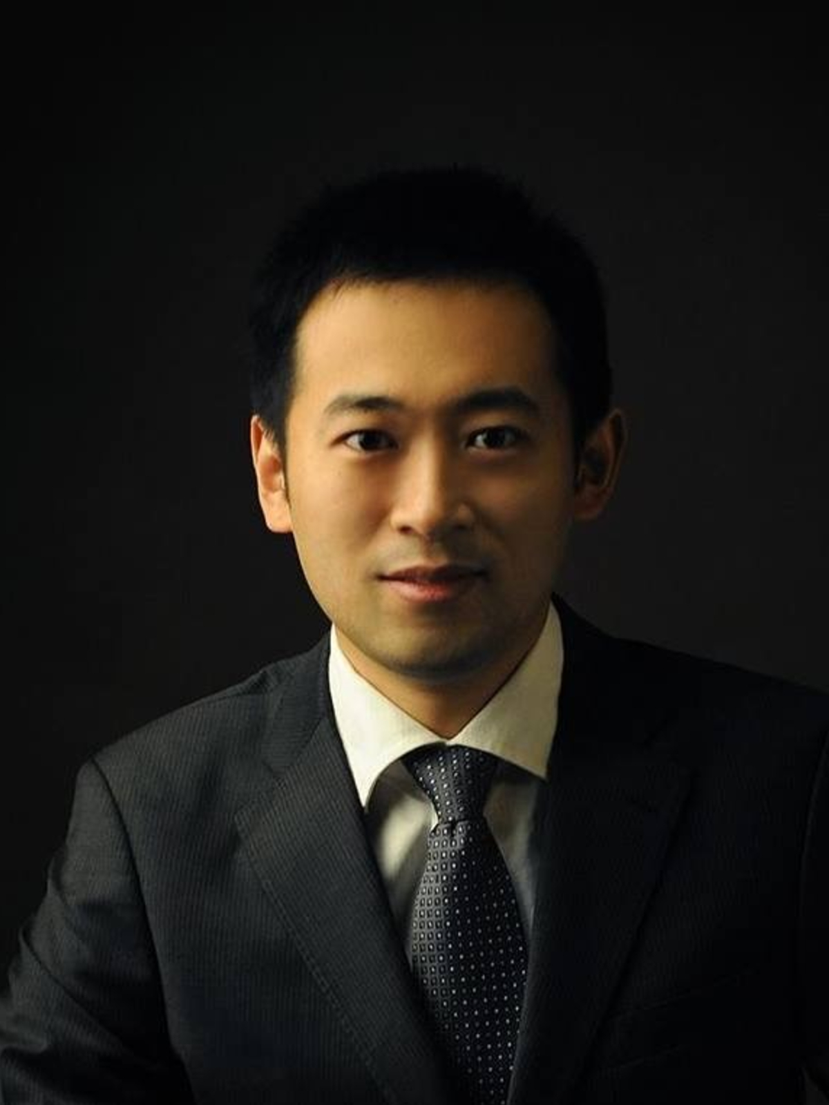 Ding Zhou