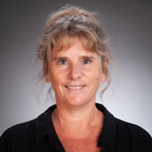 Sheryl Ryan profile-picture photograph