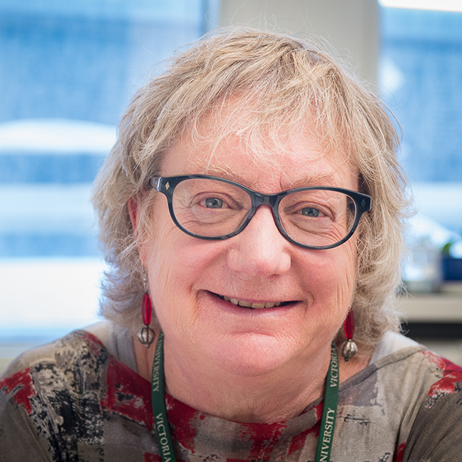 A profile image of Dr Brenda Chawner.