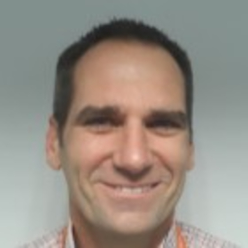 Scott Ussher profile-picture photograph