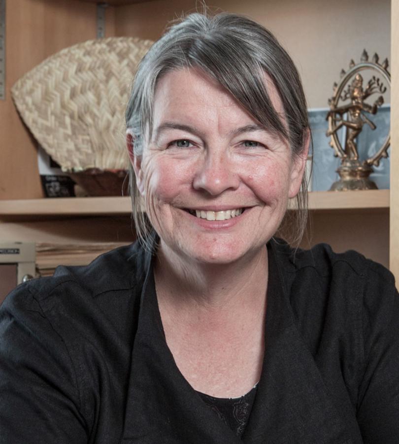 Dr Jane Buckingham profile-picture photograph