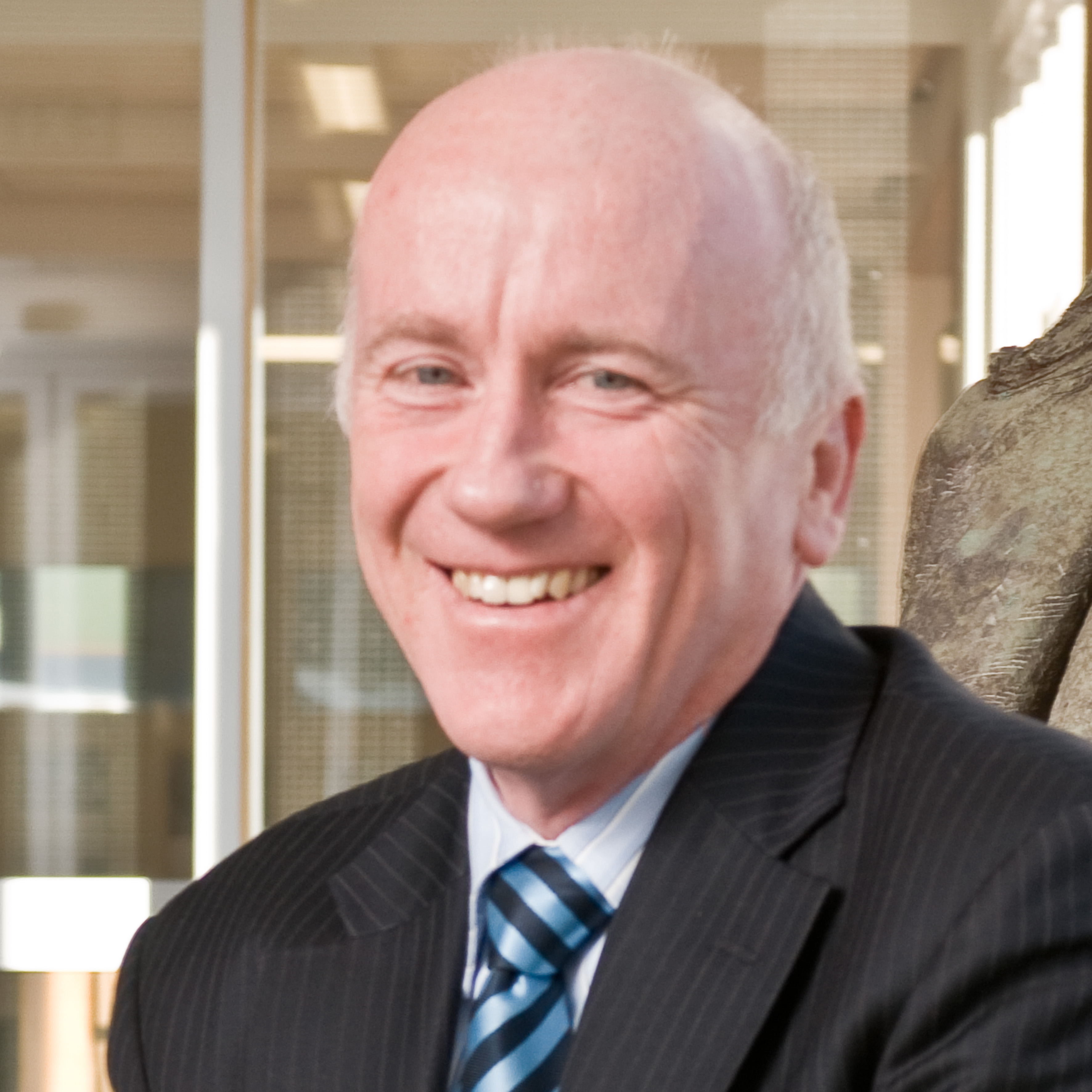 Dugald Scott profile-picture photograph