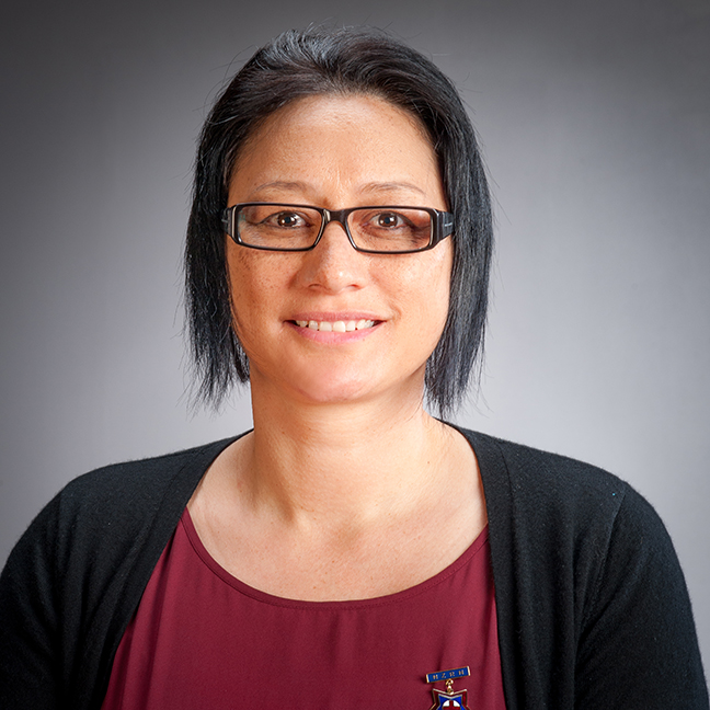 Natushka Kerr-Bell profile-picture photograph