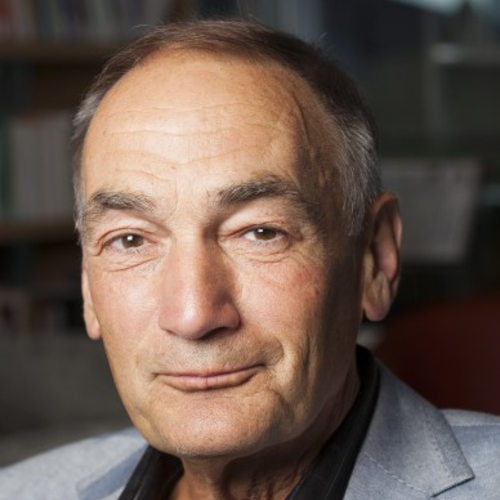 Dr Adrian Macey profile-picture photograph