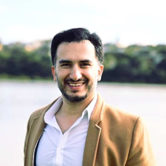 Dr Omid Aliasghar profile-picture photograph