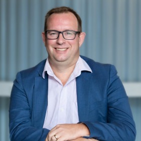 Adam Podmore profile-picture photograph