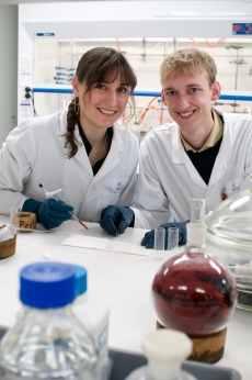 Researchers from the Immunoglycomics group